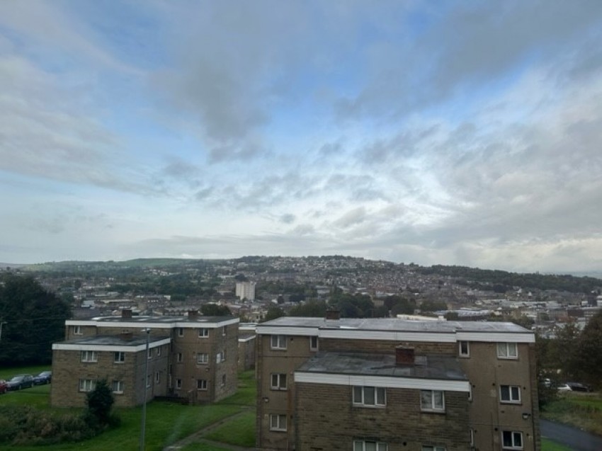 Images for Parkwood Rise, Keighley, West Yorkshire EAID:3030449609 BID:4216801