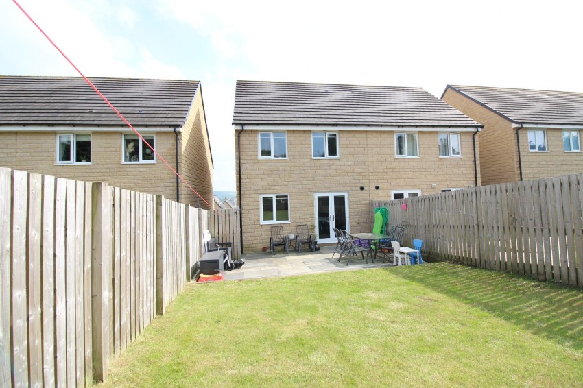 Images for Staincliffe Drive, Keighley, West Yorkshire EAID:3030449609 BID:4216801