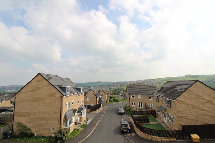 Images for Staincliffe Drive, Keighley, West Yorkshire EAID:3030449609 BID:4216801