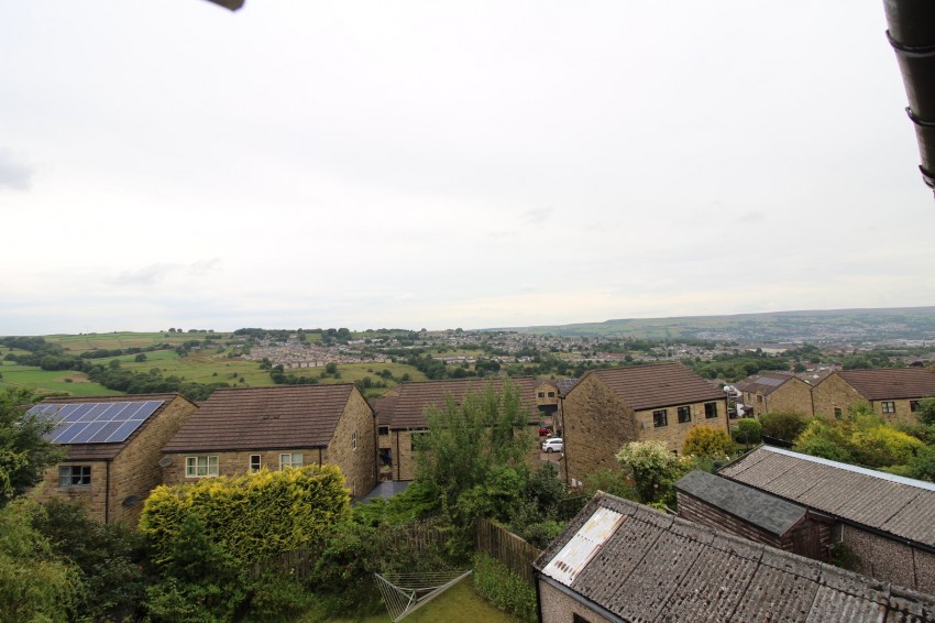 Images for Wheathead Crescent, Keighley, West Yorkshire EAID:3030449609 BID:4216801