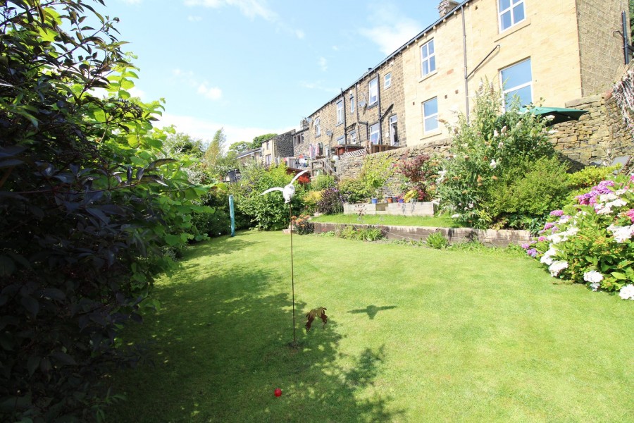 Images for Oakworth, Keighley, West Yorkshire EAID:3030449609 BID:4216801