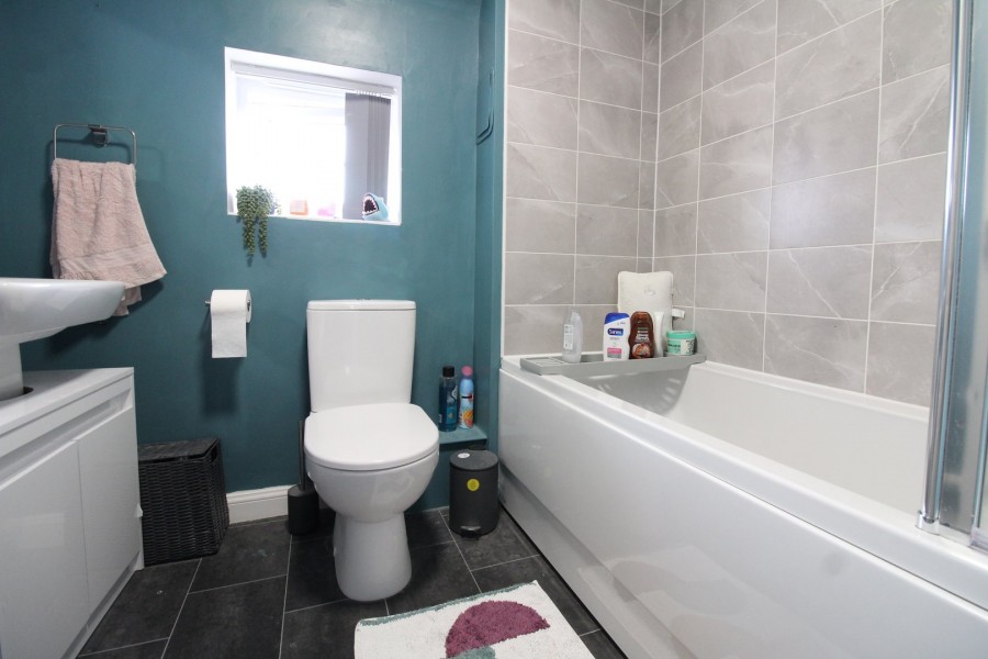 Images for Staincliffe Drive, Keighley, West Yorkshire EAID:3030449609 BID:4216801