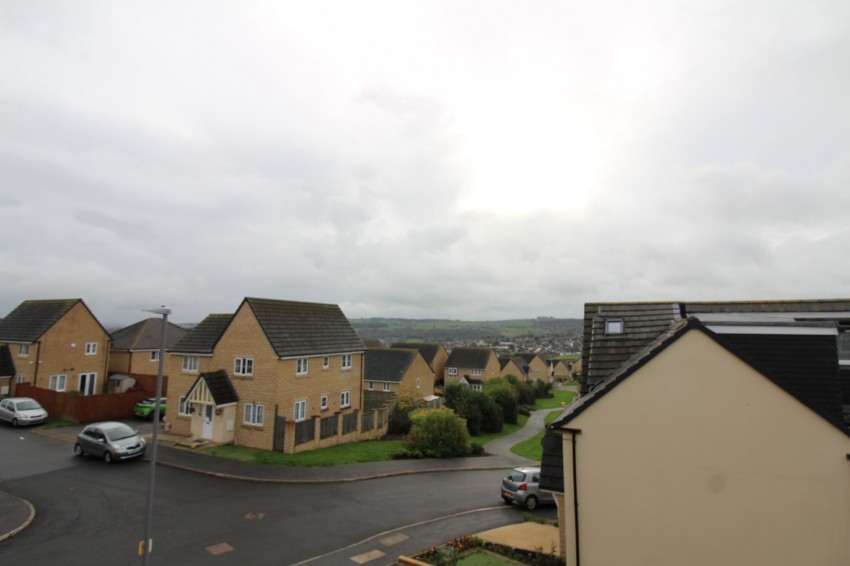 Images for Staincliffe Drive, Keighley, West Yorkshire EAID:3030449609 BID:4216801