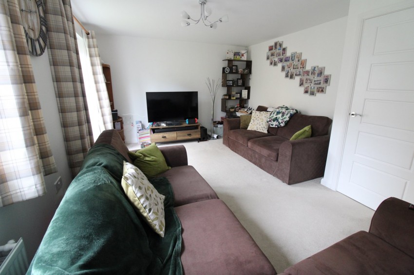 Images for Staincliffe Drive, Keighley, West Yorkshire EAID:3030449609 BID:4216801