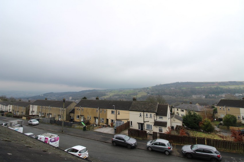 Images for Greystones Drive, Keighley, West Yorkshire EAID:3030449609 BID:4216801