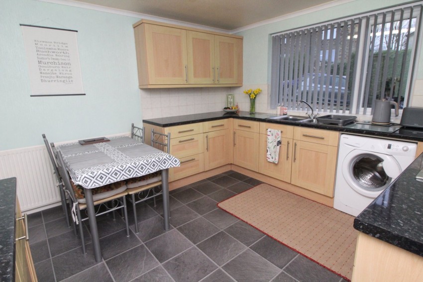 Images for Thwaites Brow, Keighley, West Yorkshire EAID:3030449609 BID:4216801