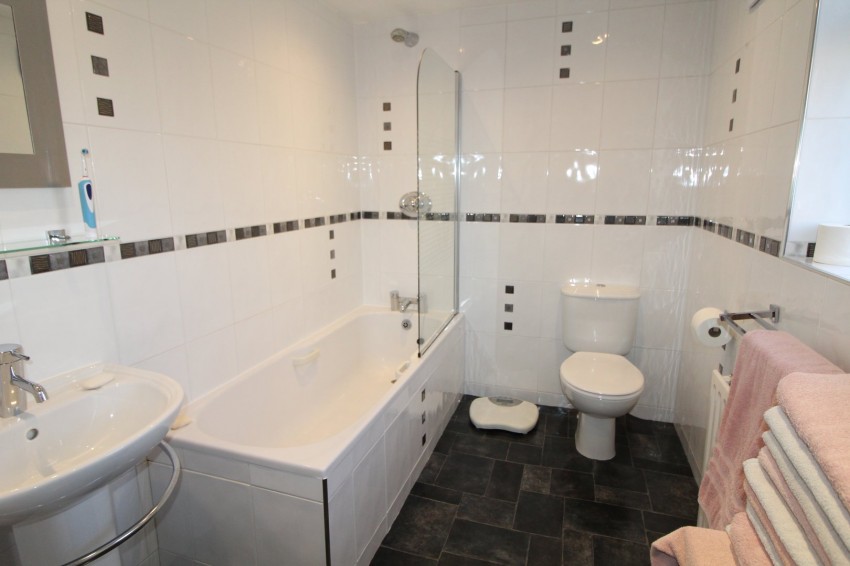 Images for Long Lee Lane, Keighley, West Yorkshire EAID:3030449609 BID:4216801