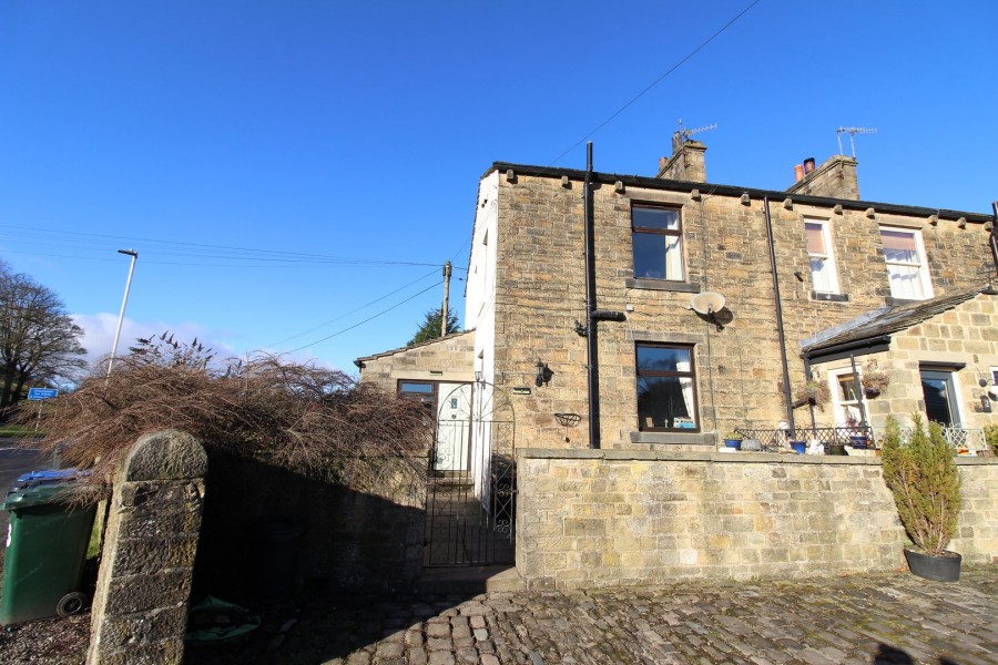 Images for Oakworth, Keighley, West Yorkshire EAID:3030449609 BID:4216801