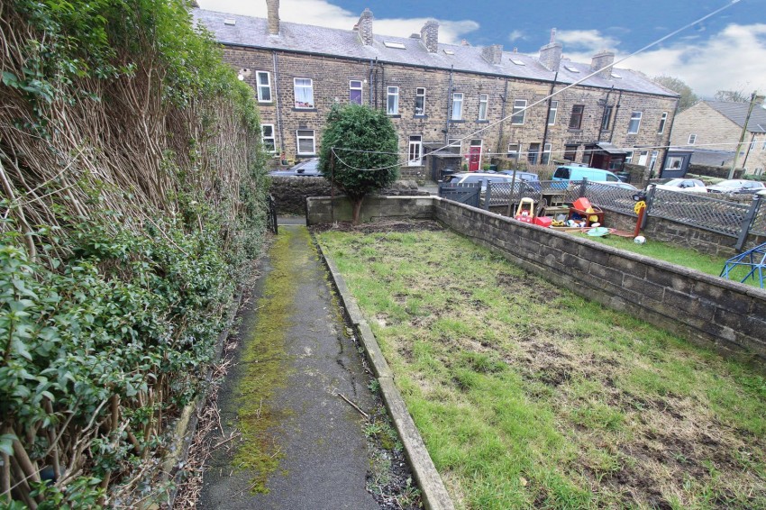 Images for Oakworth, Keighley, West Yorkshire EAID:3030449609 BID:4216801