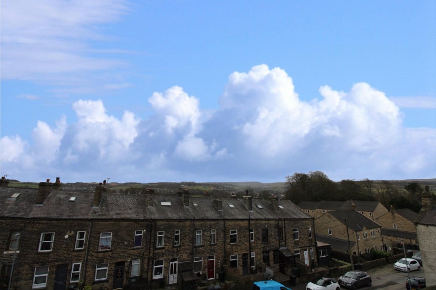 Images for Oakworth, Keighley, West Yorkshire EAID:3030449609 BID:4216801