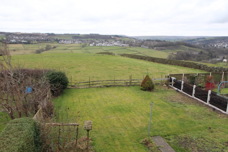 Images for Oakworth, Keighley, West Yorkshire EAID:3030449609 BID:4216801